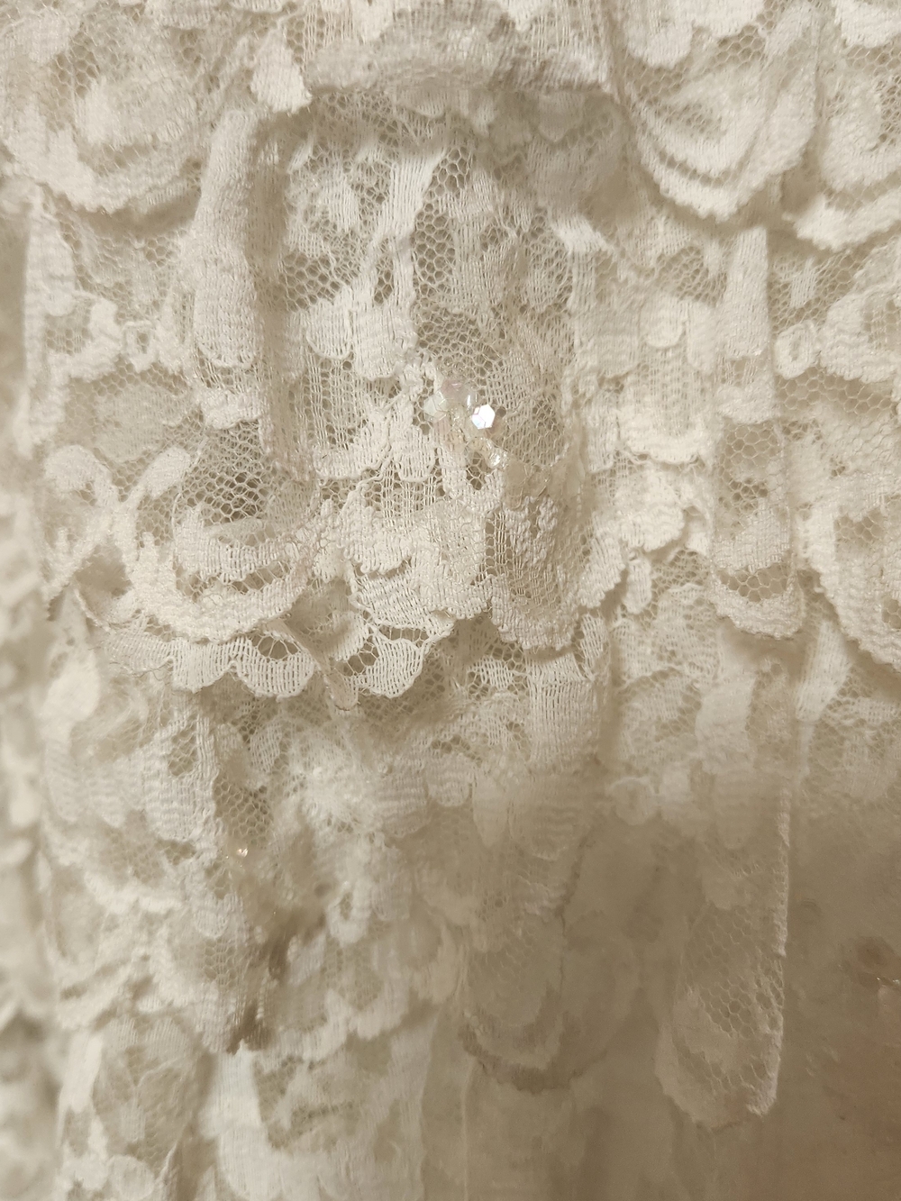 Glimmering 1970s Dream: Bridal Originals Sequin Lace Gown & Sonni of SF Veil Hat - Picture 8 of 16